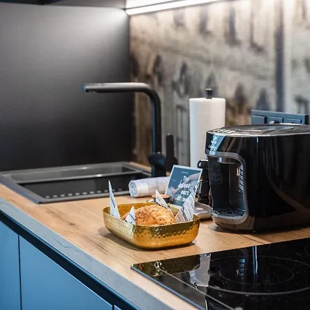 Of Me Klagenfurt Διαμέρισμα *